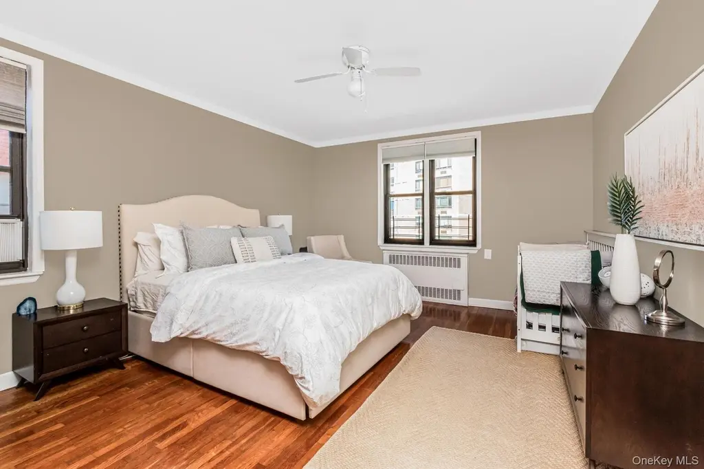 512 Kappock St Unit 3J