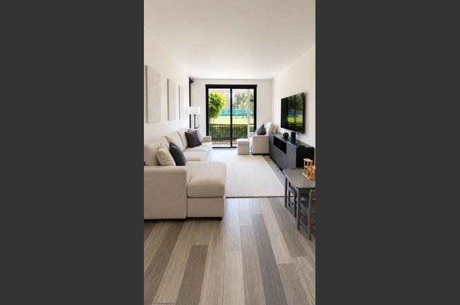 7942 La Mirada Dr