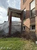 1293 Sharon Ave