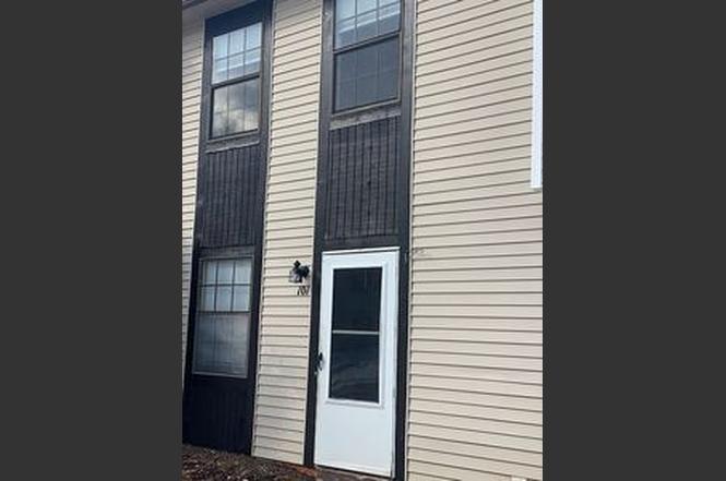 101 Countryplace Ln