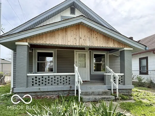 1367 N Kealing Ave