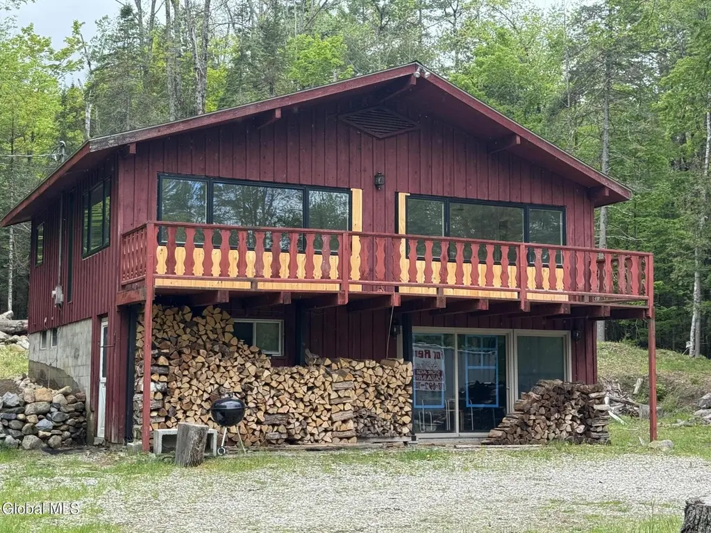 1375 River Rd