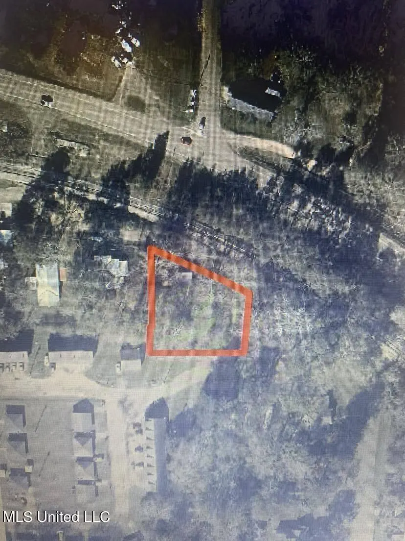 600 NW Goodwater Rd