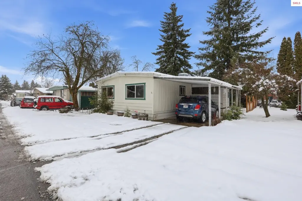 8901 N Starr Loop