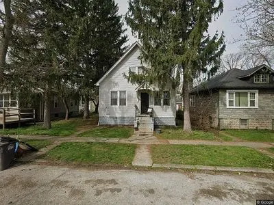 2744 Fayette St