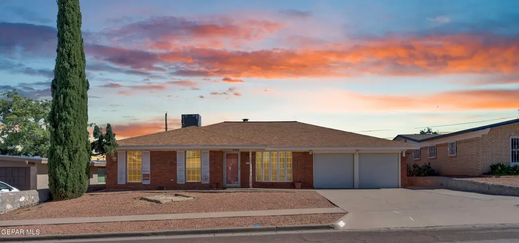 4700 EL Campo Dr
