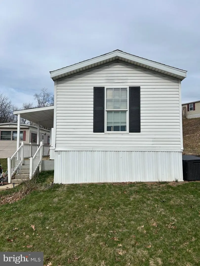 5 Sunrise Dr
