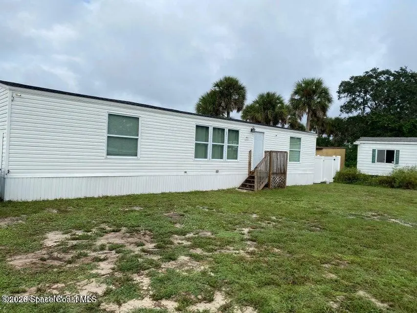 2944 Century Oaks Cir