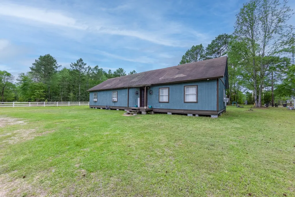 101 Plantation Dr