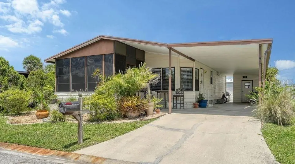 763 Lakeside Dr
