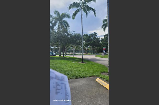8060 N Sunrise Lakes Dr #305
