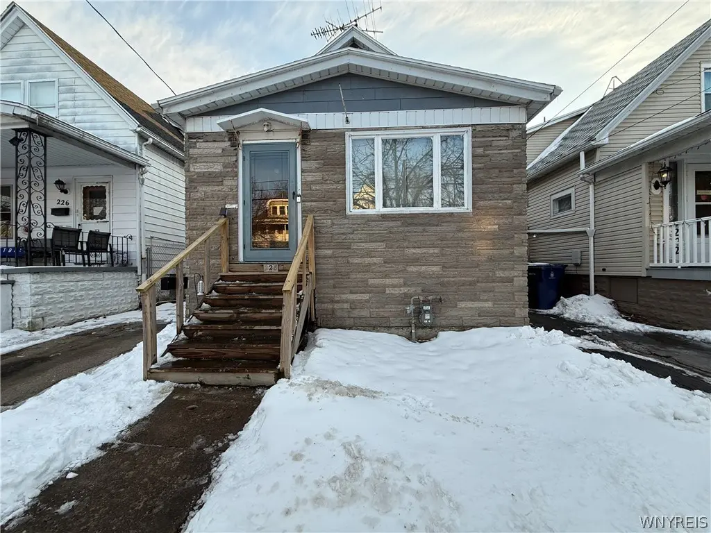 228 Newfield St