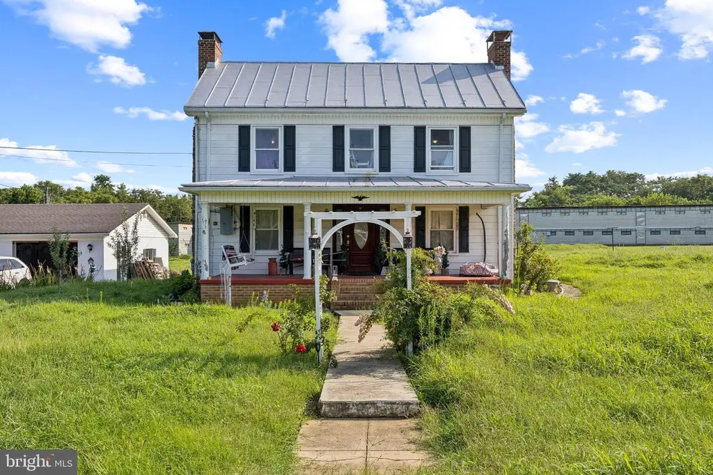 221 Kite Hollow Rd