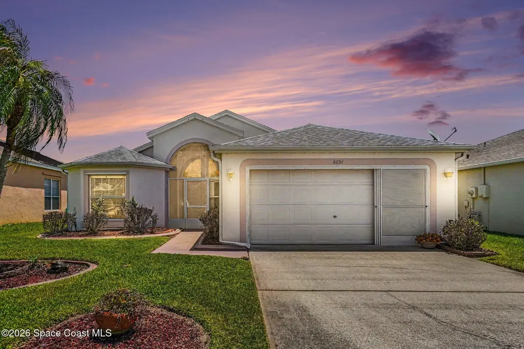 8054 Bracken Ln