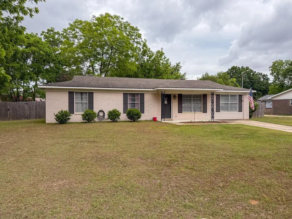 603 Carr Cir