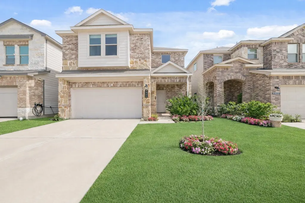 7966 Fijian Cypress Dr