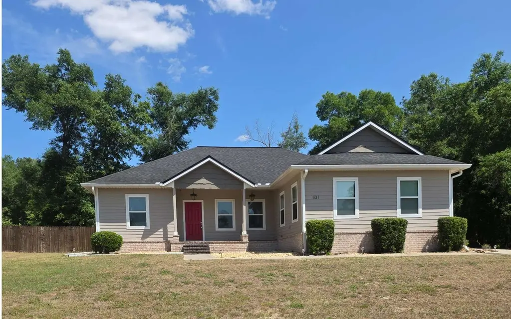 331 SW Fieldstone Ct