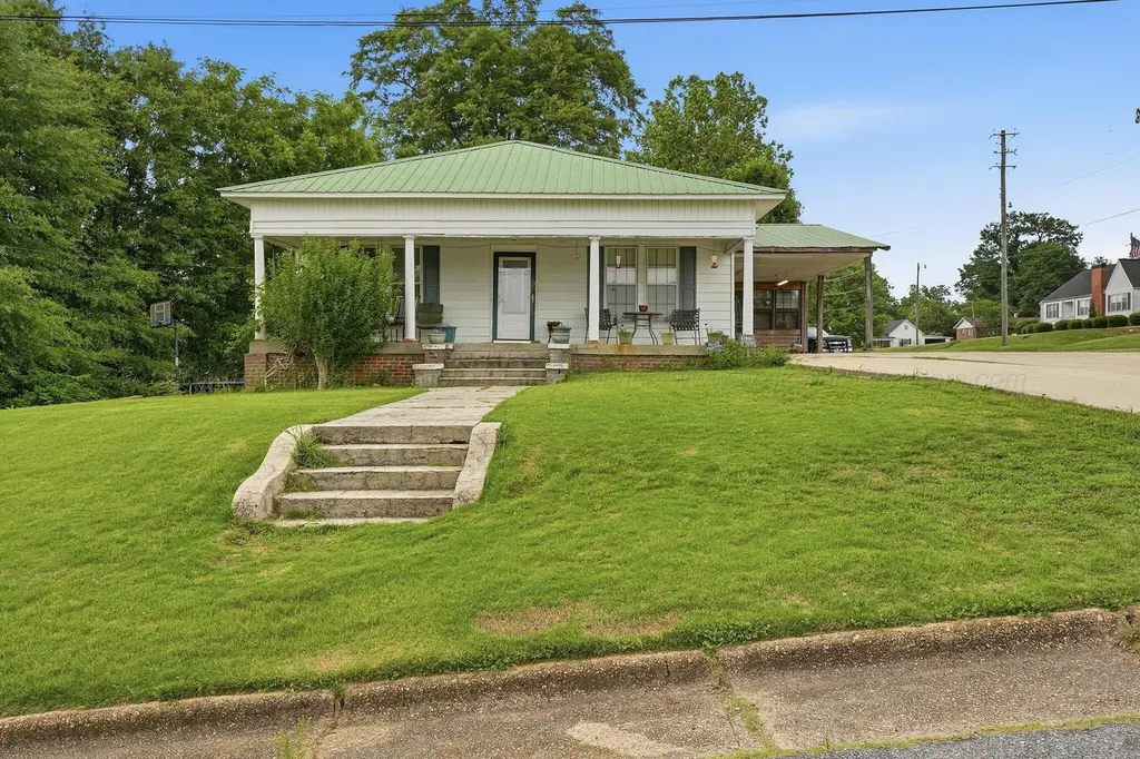 112 NW 6th Ave