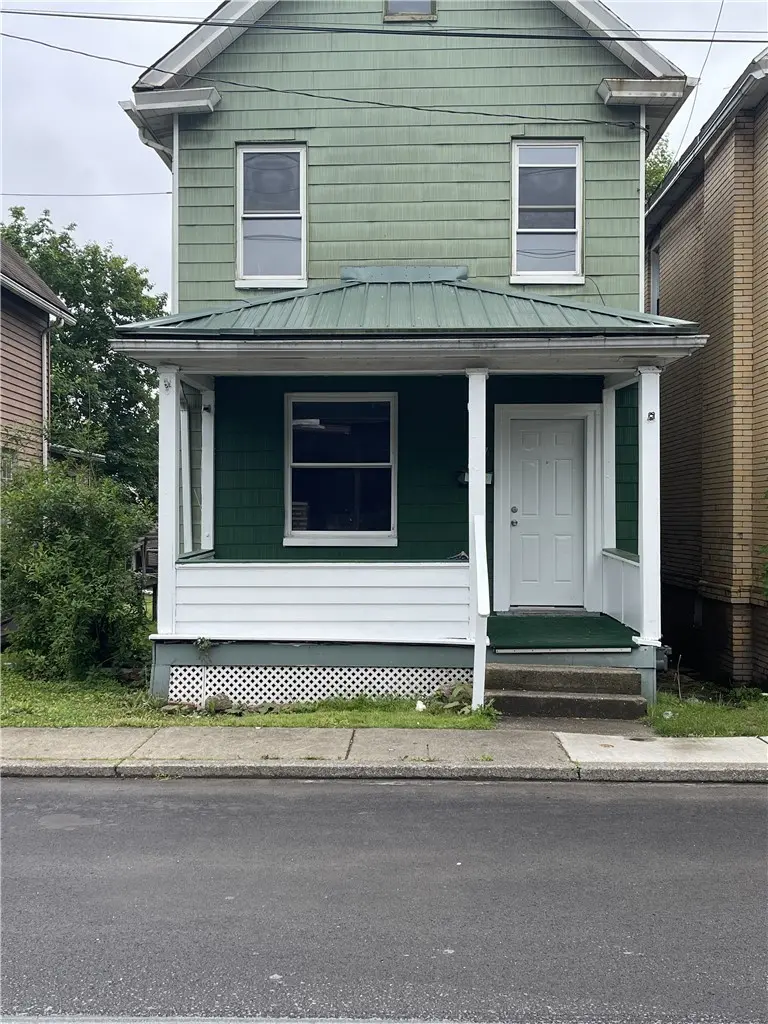 267 Oak Ave
