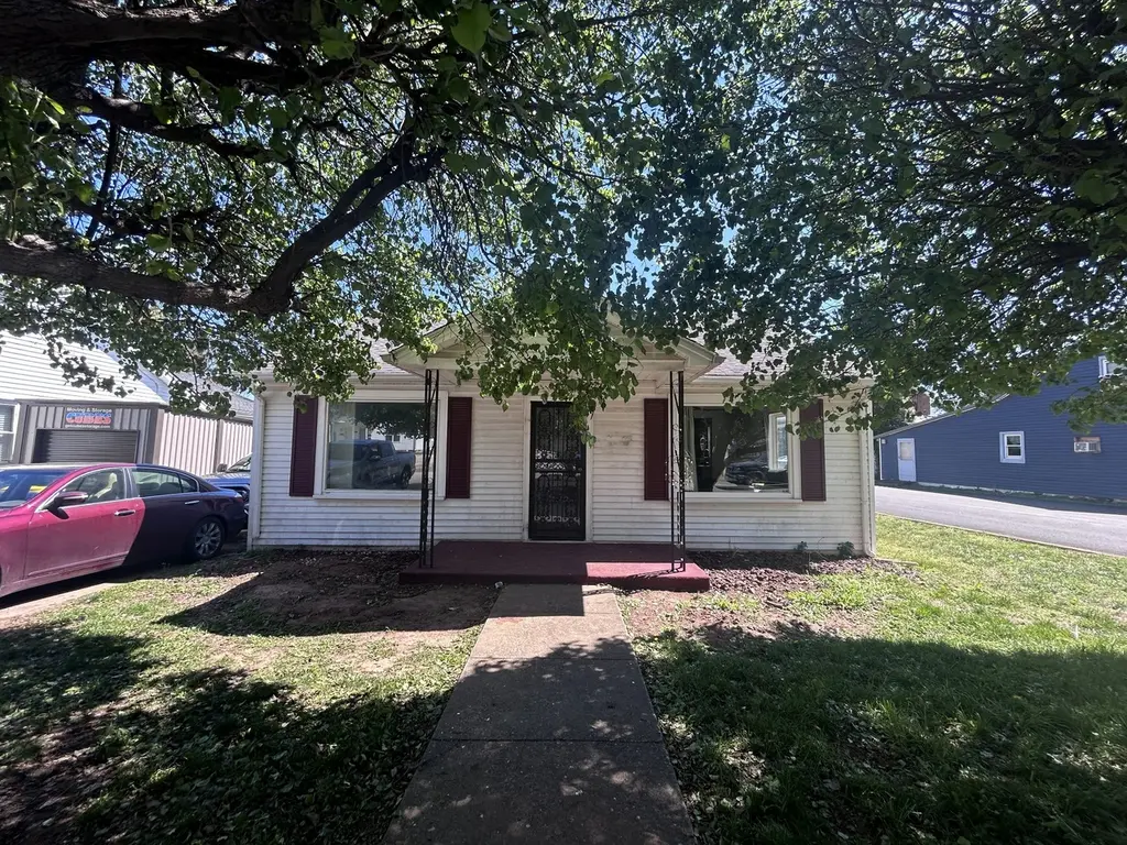 500 N High St