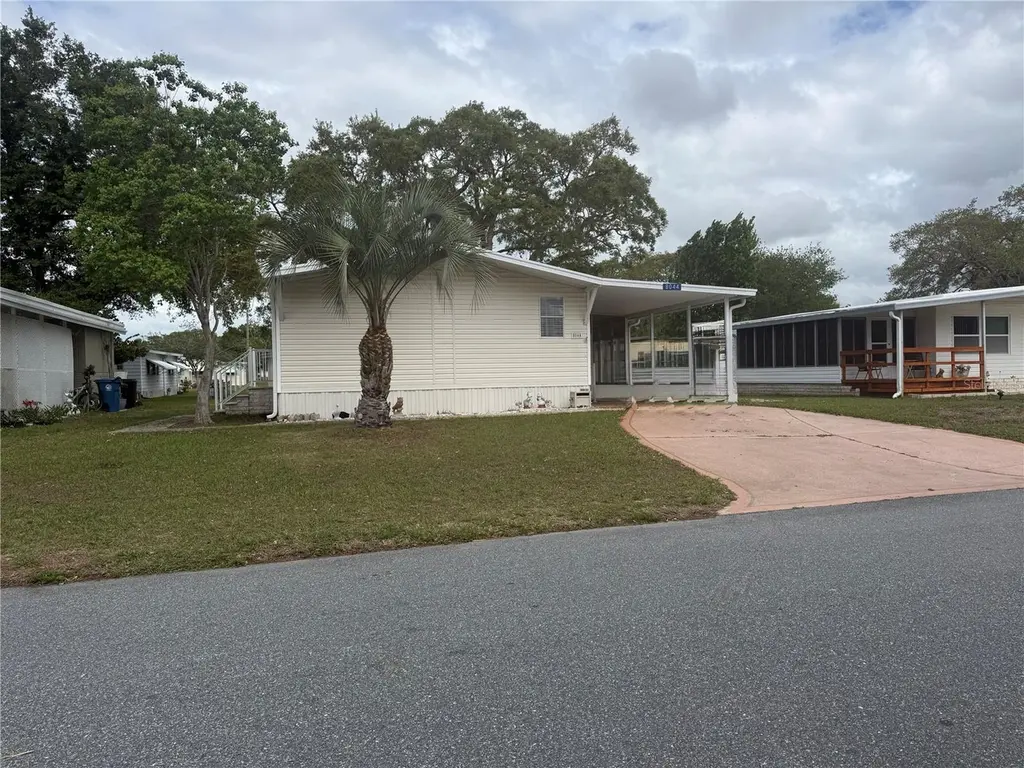 8044 Western Circle Dr