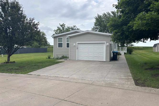 104 N Park Dr