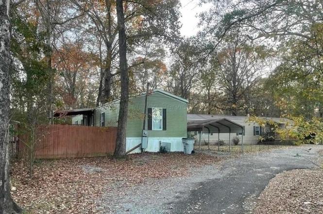 3585 N Highway 195