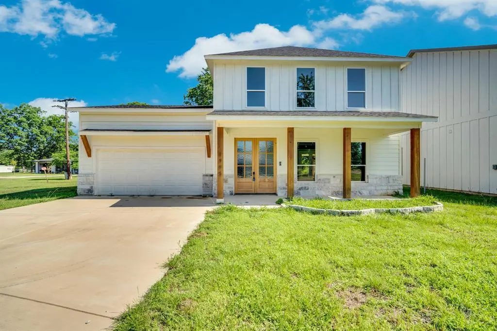 1995 Lakeview Dr
