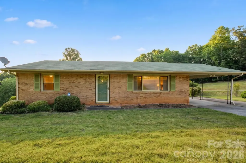 4024 Piney Rd