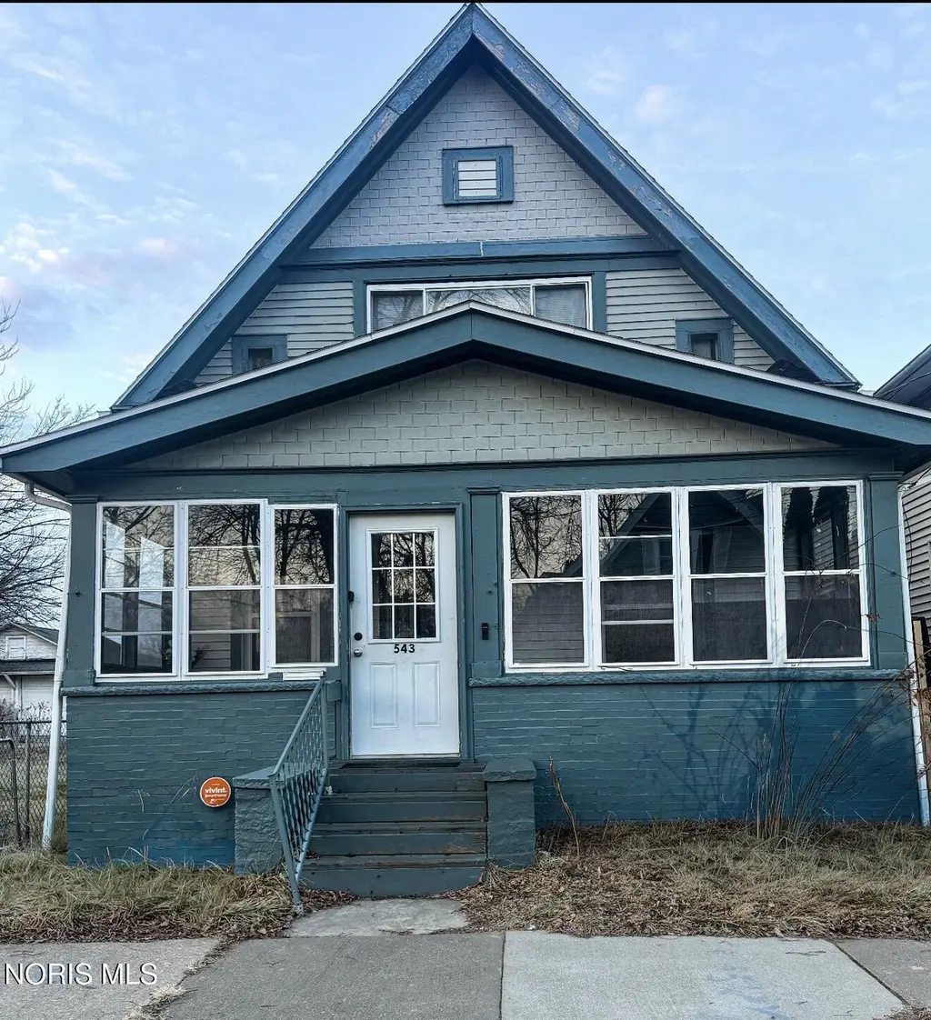 543 Austin St
