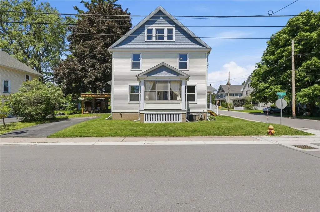39 Smith St