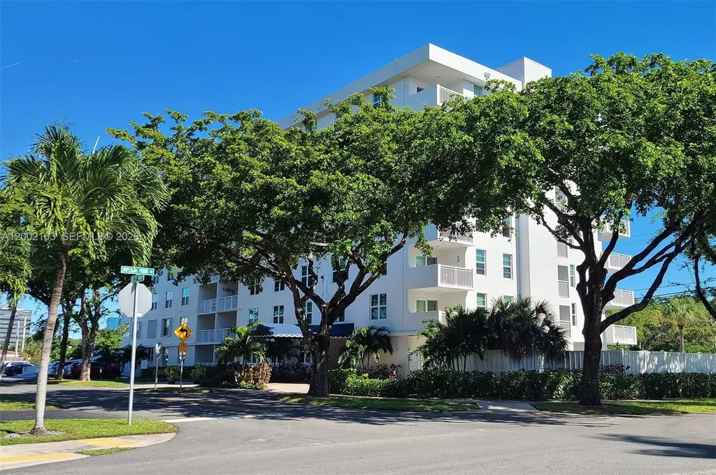6000 NE 22nd Way Unit 7D