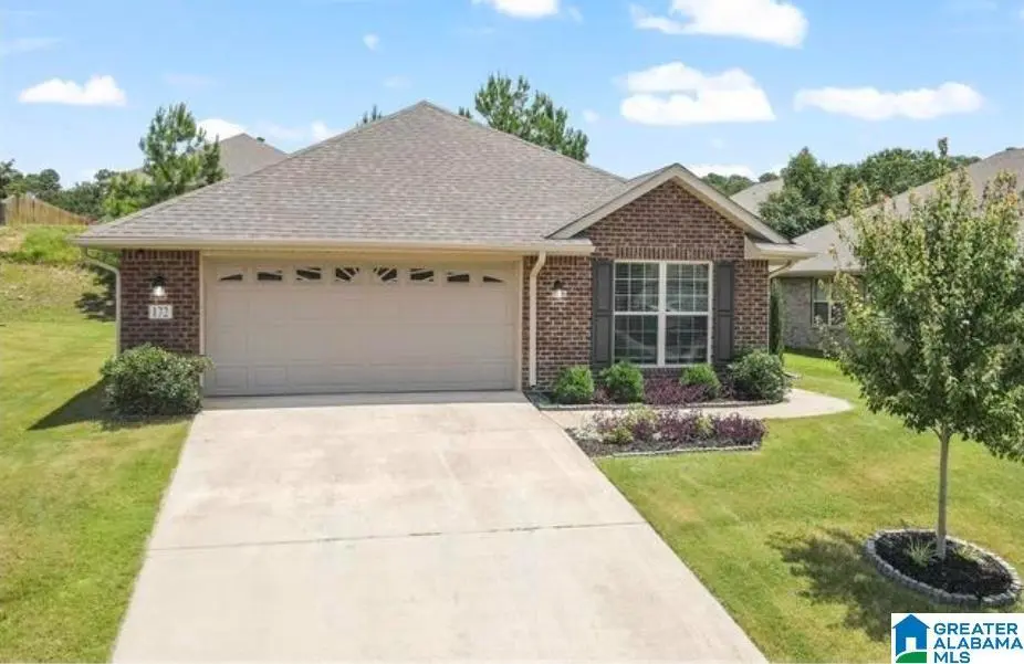 172 Greenwood Cir