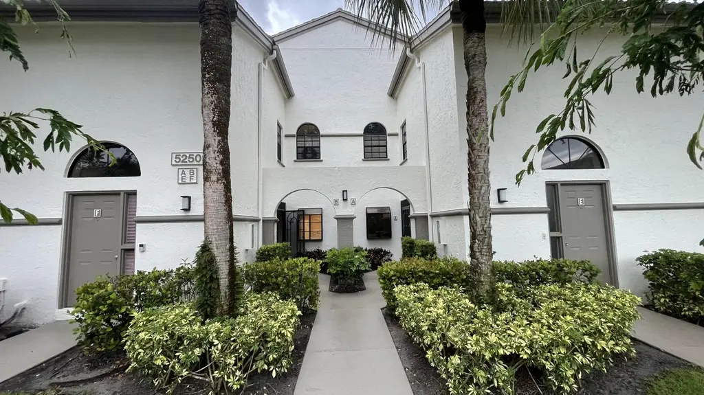 5250 Europa Dr Unit B
