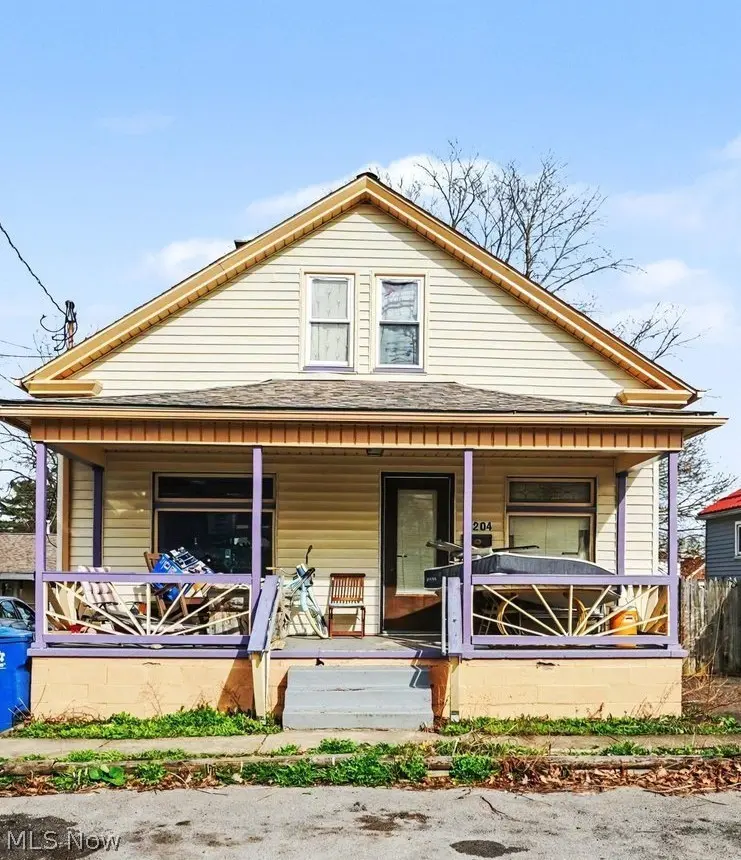 2204 Harmon Ave