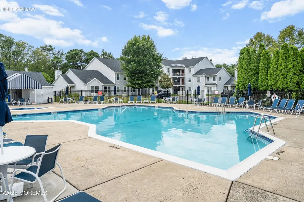 1313 Waters Edge Dr