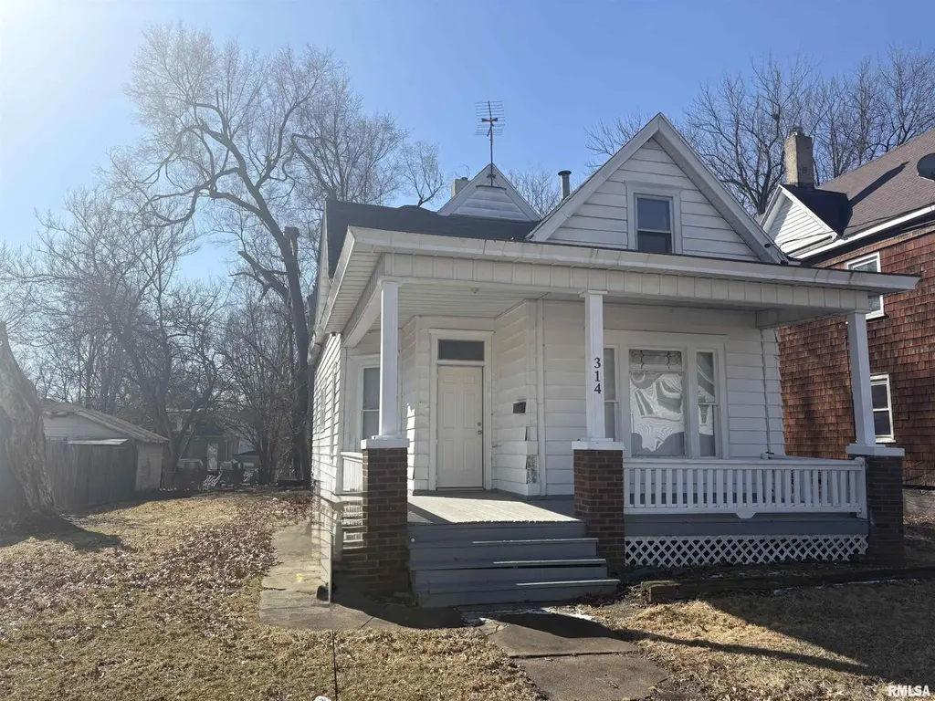 314 E Archer Ave