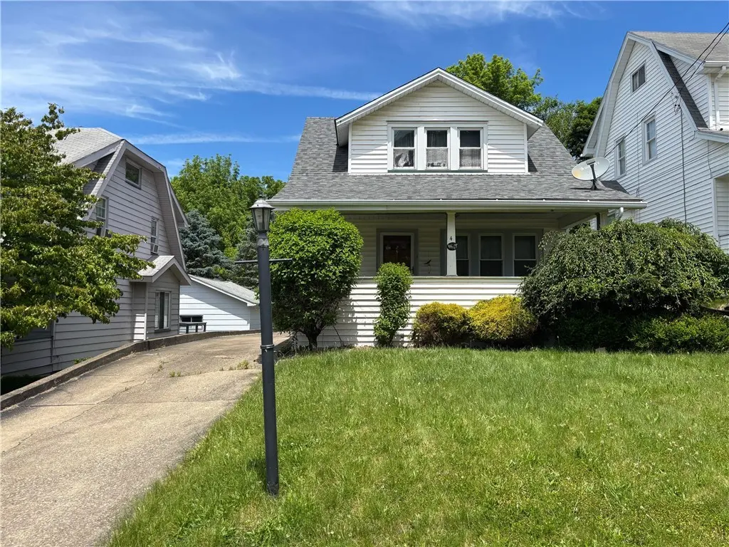 4 W Garfield Ave