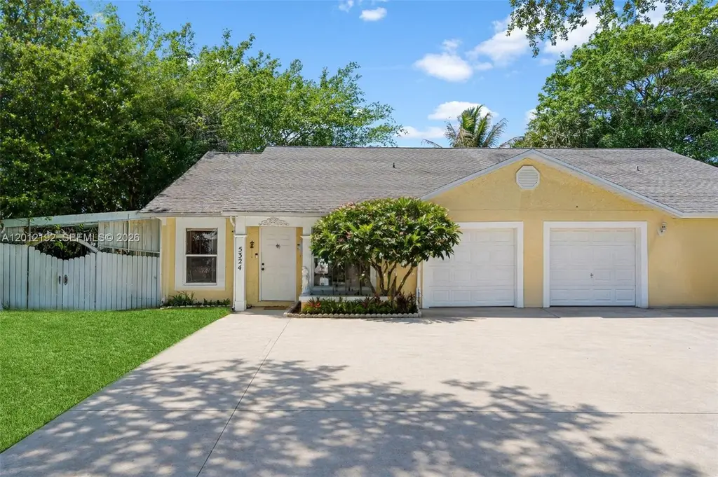 5324 Gray Fox Ct
