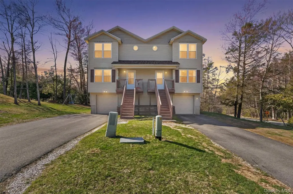 2 Deerfield Ct