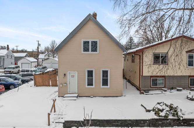 634 Van Buren Ave