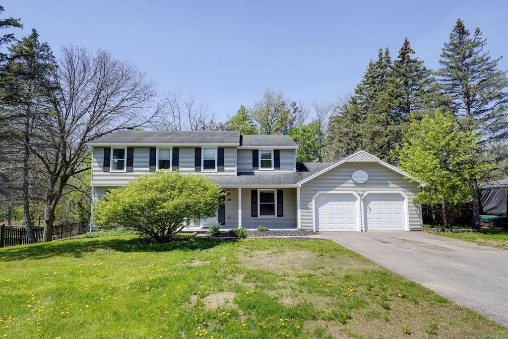 44 Latchmere Dr
