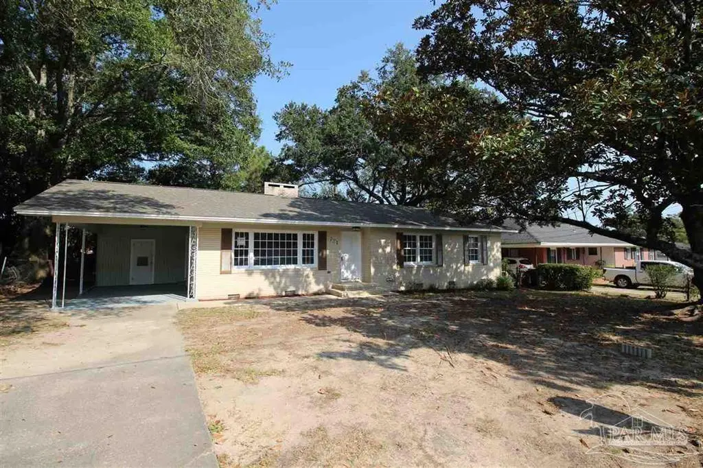 721 Gentian Dr