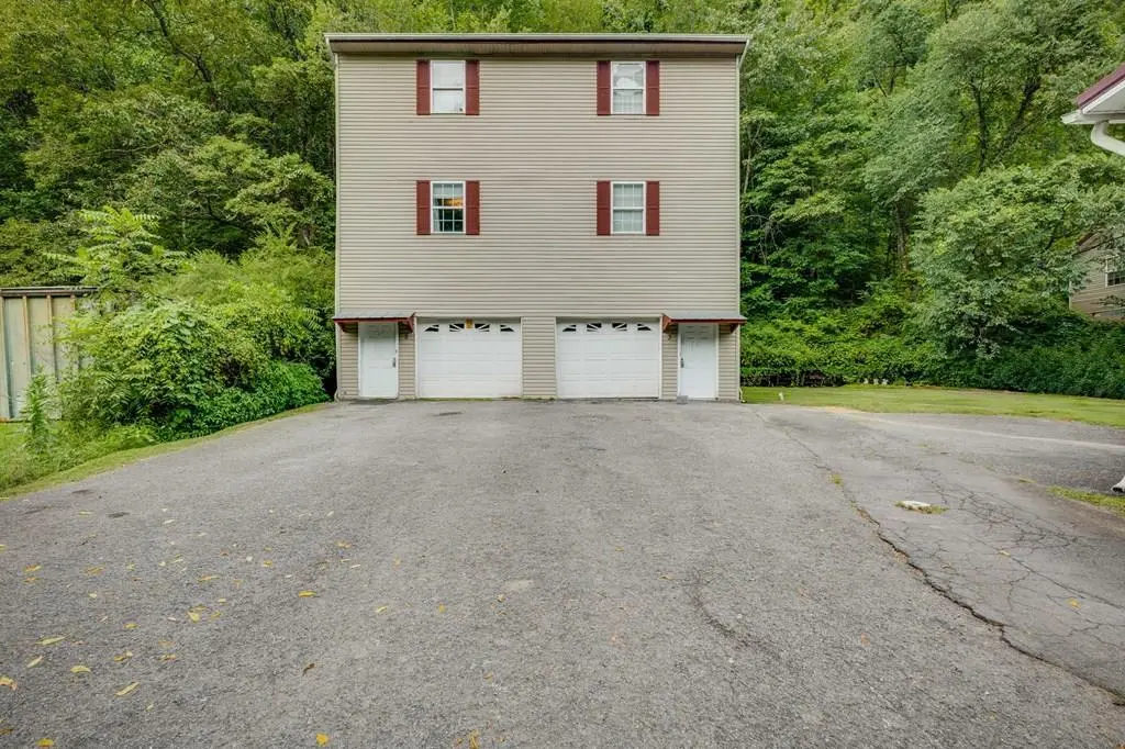 2497 Slate Creek Rd