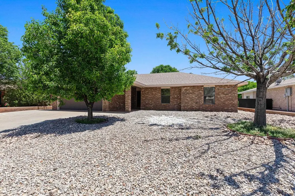 836 San Juan Dr