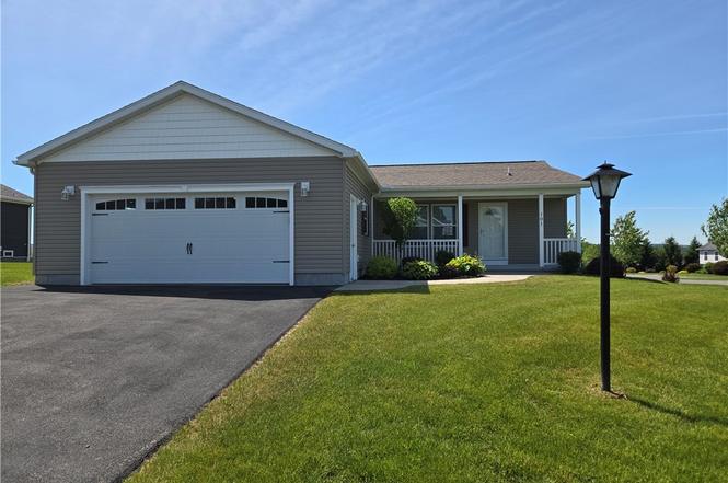 101 Woods Edge Dr
