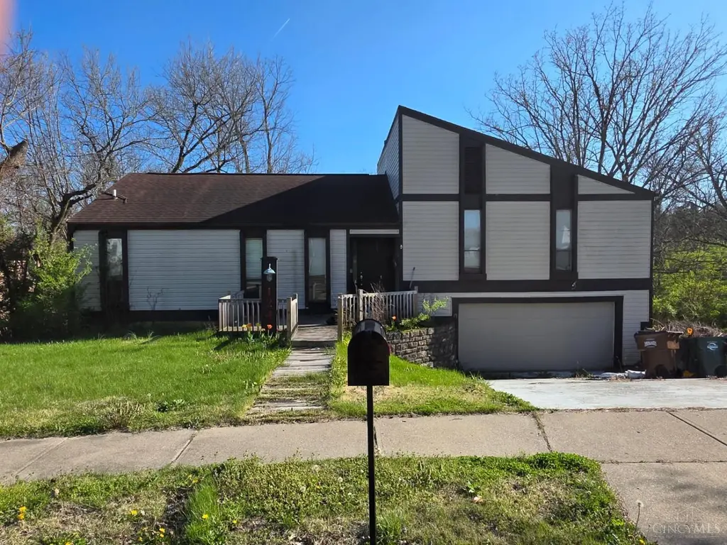 124 Fairborn Dr