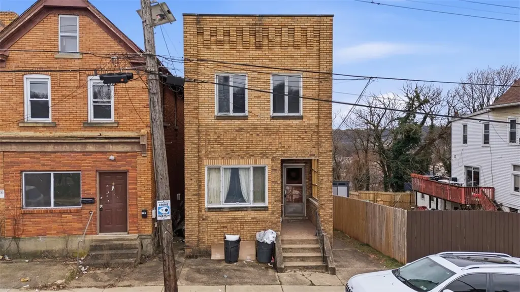 111 Harlem Ave