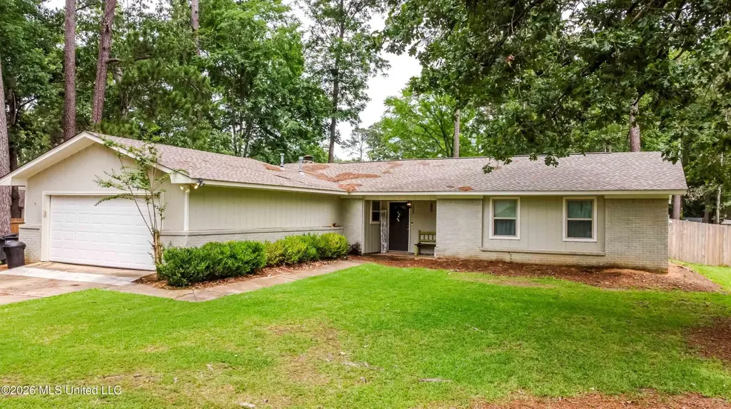 102 Camelia Pl
