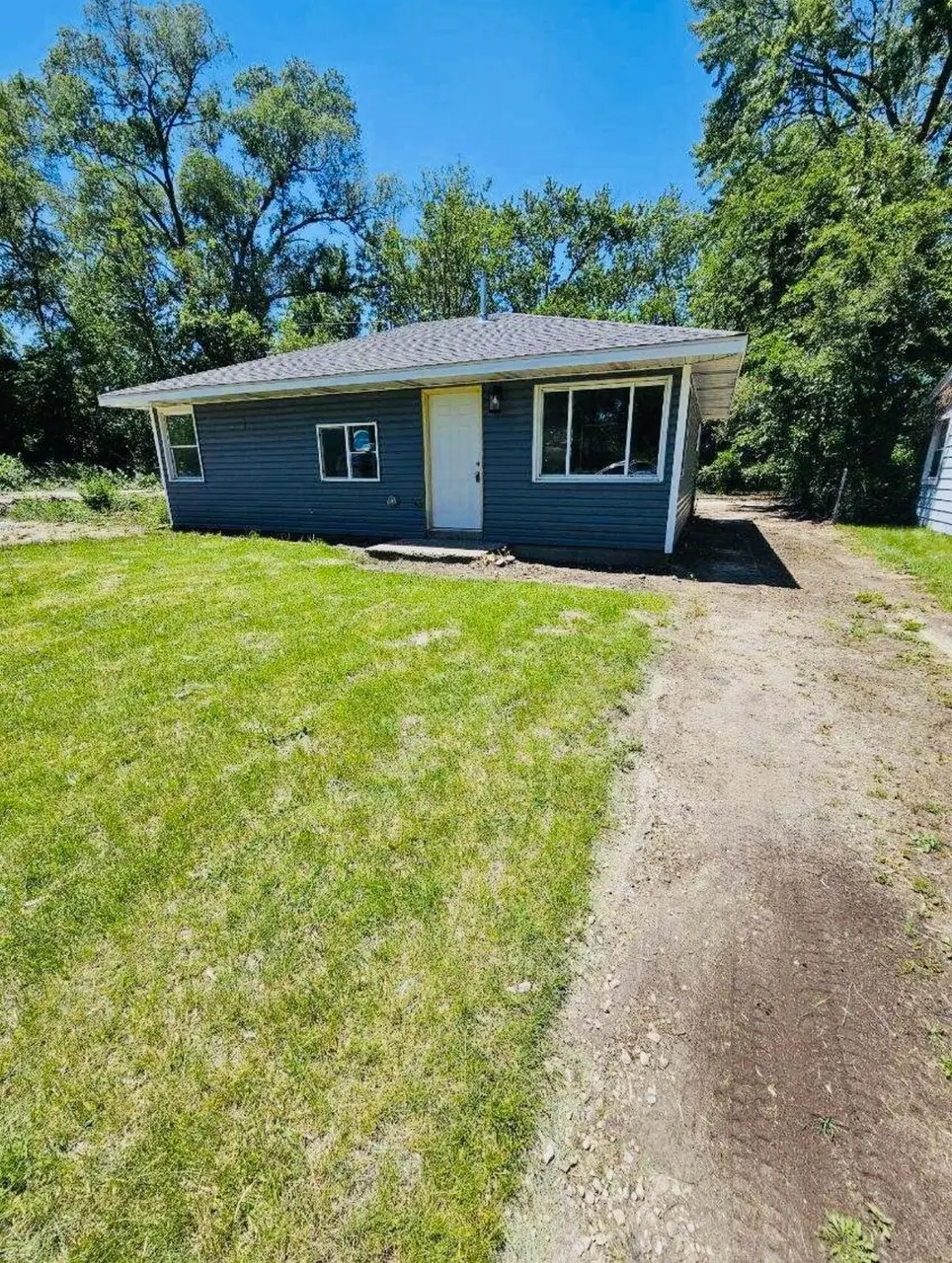 1038 Gibson Pl